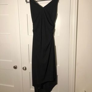 Fitted perfect “little black dress”